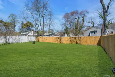 133 Lakeview Drive, Mastic Beach, NY 11951 - Photo 19