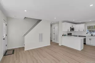 133 Lakeview Dr, Mastic Beach, NY 11951 - Photo 5