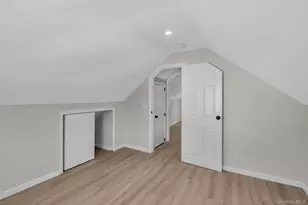 133 Lakeview Dr, Mastic Beach, NY 11951 - Photo 15
