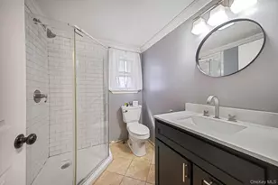 118 Foster Rd, Ronkonkoma, NY 11779 - Photo 21
