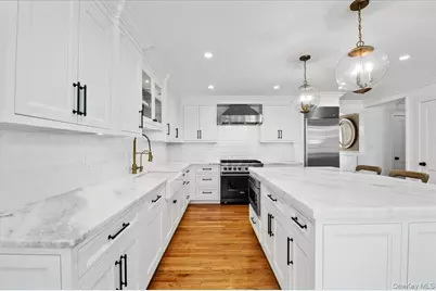 1 Horseshoe Path, Lloyd Harbor, NY 11743 - Photo 7