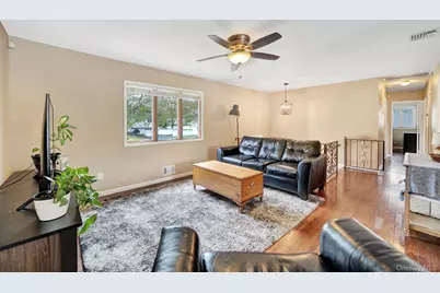 27 Pheasant Drive, Commack, NY 11725 - Photo 11