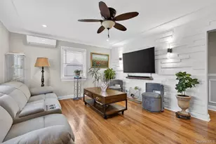 938 Van Buren Ave, Franklin Square, NY 11010 - Photo 7