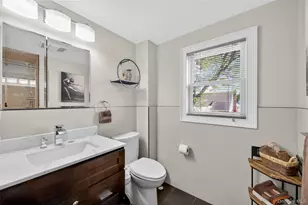 938 Van Buren Ave, Franklin Square, NY 11010 - Photo 25