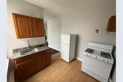 60 Carroll Street #D8, Poughkeepsie, NY 12601 - Photo 3