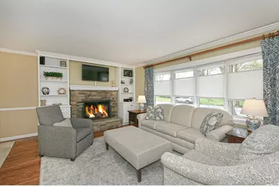 7 Gaston Street, Melville, NY 11747 - Photo 13
