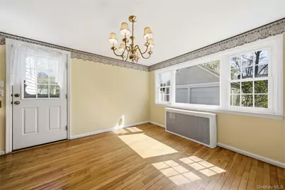 6 Central Avenue, Amityville, NY 11701 - Photo 25