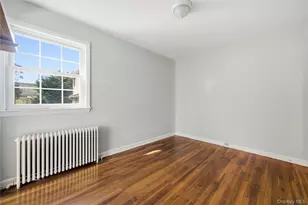 6 Central Ave, Amityville, NY 11701 - Photo 17