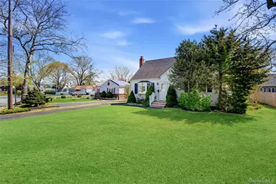 6 Central Avenue, Amityville, NY 11701 - Photo 3