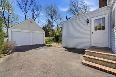 6 Central Avenue, Amityville, NY 11701 - Photo 41
