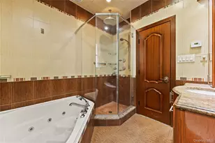 80-42 168th St, Fresh Meadows, NY 11432 - Photo 11
