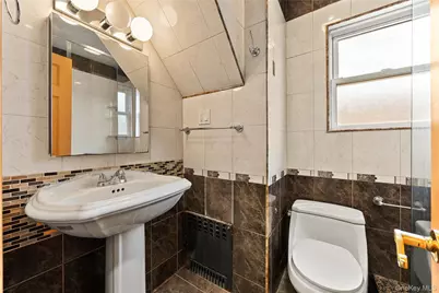 8042 168th Street, Fresh Meadows, NY 11432 - Photo 21
