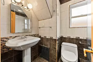 80-42 168th St, Fresh Meadows, NY 11432 - Photo 21