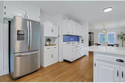 541 Second Avenue, Pelham, NY 10803 - Photo 19