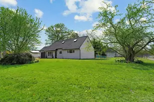 56 Pennaquid Rd, Coram, NY 11727 - Photo 3