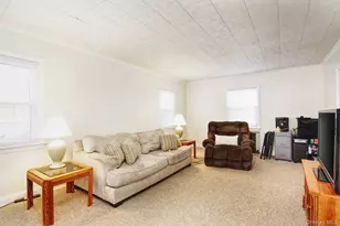 37 Sheridan St, Valley Stream, NY 11580 - Photo 7