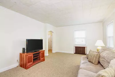 37 Sheridan Street, Valley Stream, NY 11580 - Photo 9