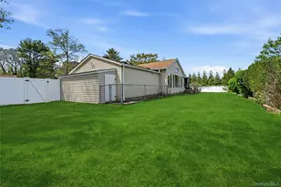 27 Halsey St, Islandia, NY 11749 - Photo 35
