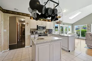 27 Halsey St, Islandia, NY 11749 - Photo 11
