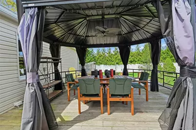 27 Halsey Street, Islandia, NY 11749 - Photo 29
