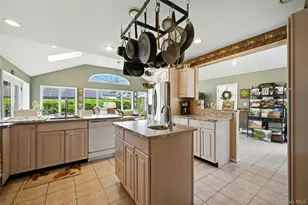 27 Halsey St, Islandia, NY 11749 - Photo 9