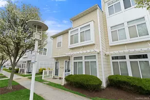 1-36 Meridian Blvd, Arverne, NY 11692 - Photo 27