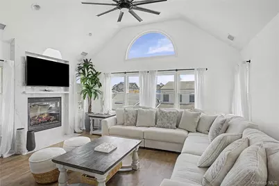 24 Bungalow Walk, Ocean Beach, NY 11770 - Photo 21