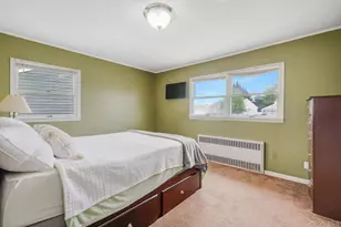 3 Layton Ave, Hicksville, NY 11801 - Photo 13