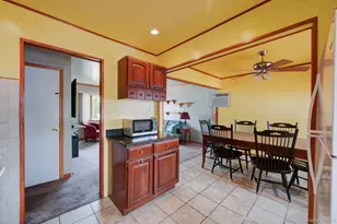 3 Layton Ave, Hicksville, NY 11801 - Photo 9
