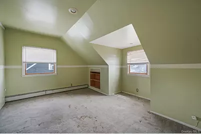 3 Layton Avenue, Hicksville, NY 11801 - Photo 19