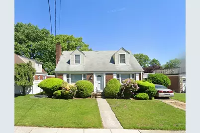 288 Garden Place, West Hempstead, NY 11552 - Photo 1