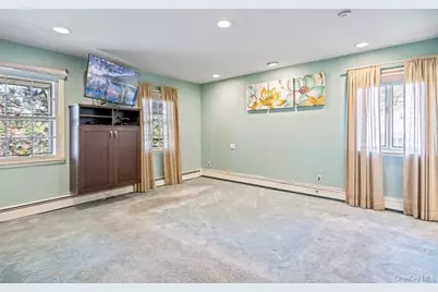 18 Herkimer Avenue, Jericho, NY 11753 - Photo 23