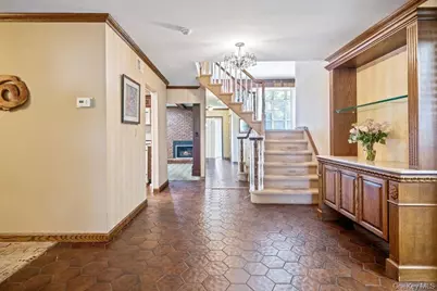 18 Herkimer Avenue, Jericho, NY 11753 - Photo 3