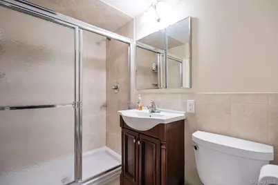 38 Miller Boulevard, Syosset, NY 11791 - Photo 15