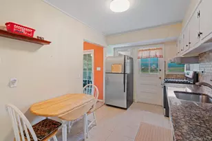 38 Miller Blvd, Syosset, NY 11791 - Photo 9