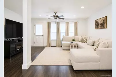 1016 Jefferson Avenue #Right, Mamaroneck, NY 10543 - Photo 7