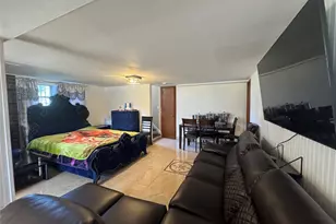 12 Hilton Ct, Hicksville, NY 11801 - Photo 19