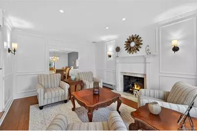 112 Dorchester Road, Ronkonkoma, NY 11779 - Photo 5
