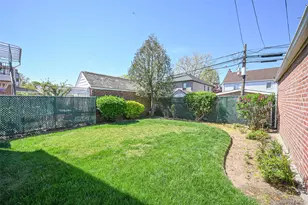 75-64 180th St, Fresh Meadows, NY 11366 - Photo 19