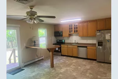 11 Park Manor Court #11, Glen Cove, NY 11542 - Photo 9