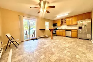 11 Park Manor Ct, Glen Cove, NY 11542 - Photo 5