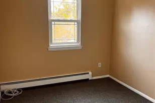 11 Park Manor Ct, Glen Cove, NY 11542 - Photo 11