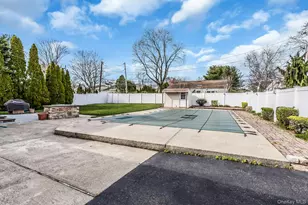 33 Primrose Ln, Kings Park, NY 11754 - Photo 21