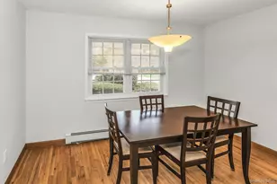 33 Primrose Ln, Kings Park, NY 11754 - Photo 7