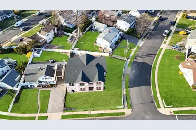 2 Poppy Lane, Levittown, NY 11756 - Photo 29