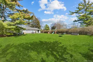 84 Evergreen Ave, East Moriches, NY 11940 - Photo 19