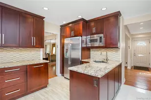 76-23 168th St, Fresh Meadows, NY 11366 - Photo 11