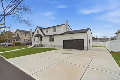 219 Granada Parkway, Lindenhurst, NY 11757 - Photo 1