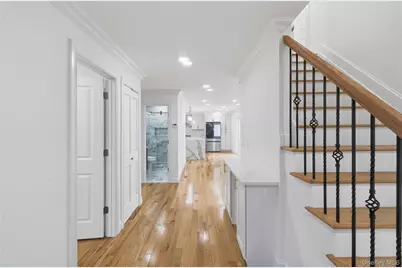 219 Granada Parkway, Lindenhurst, NY 11757 - Photo 15