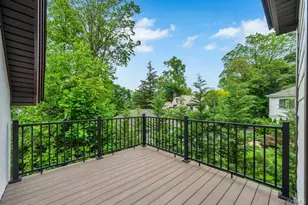 6 Sheffield Rd, Great Neck, NY 11021 - Photo 29